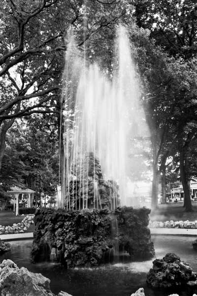 Water Fountain "Spirit of Put-In-Bay" Pentax K1000, BW Film